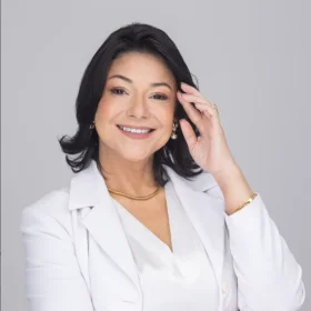 Dra. Hyane Alencar